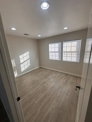 3835 Camellia Dr #2 Photo 1