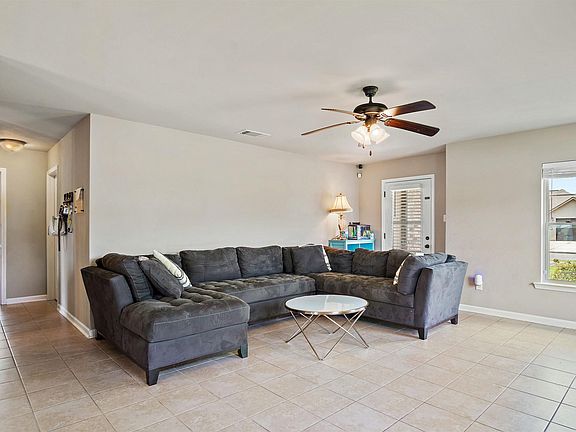 5th image of 25649 Palmwood Ct
