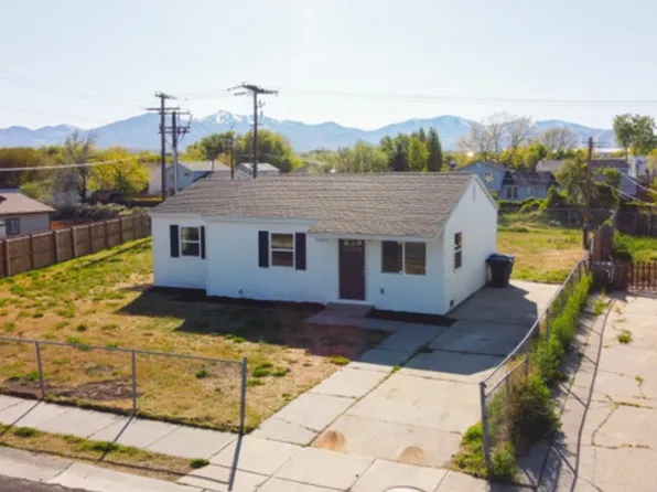5802 S 4580 W, Kearns, UT 84118