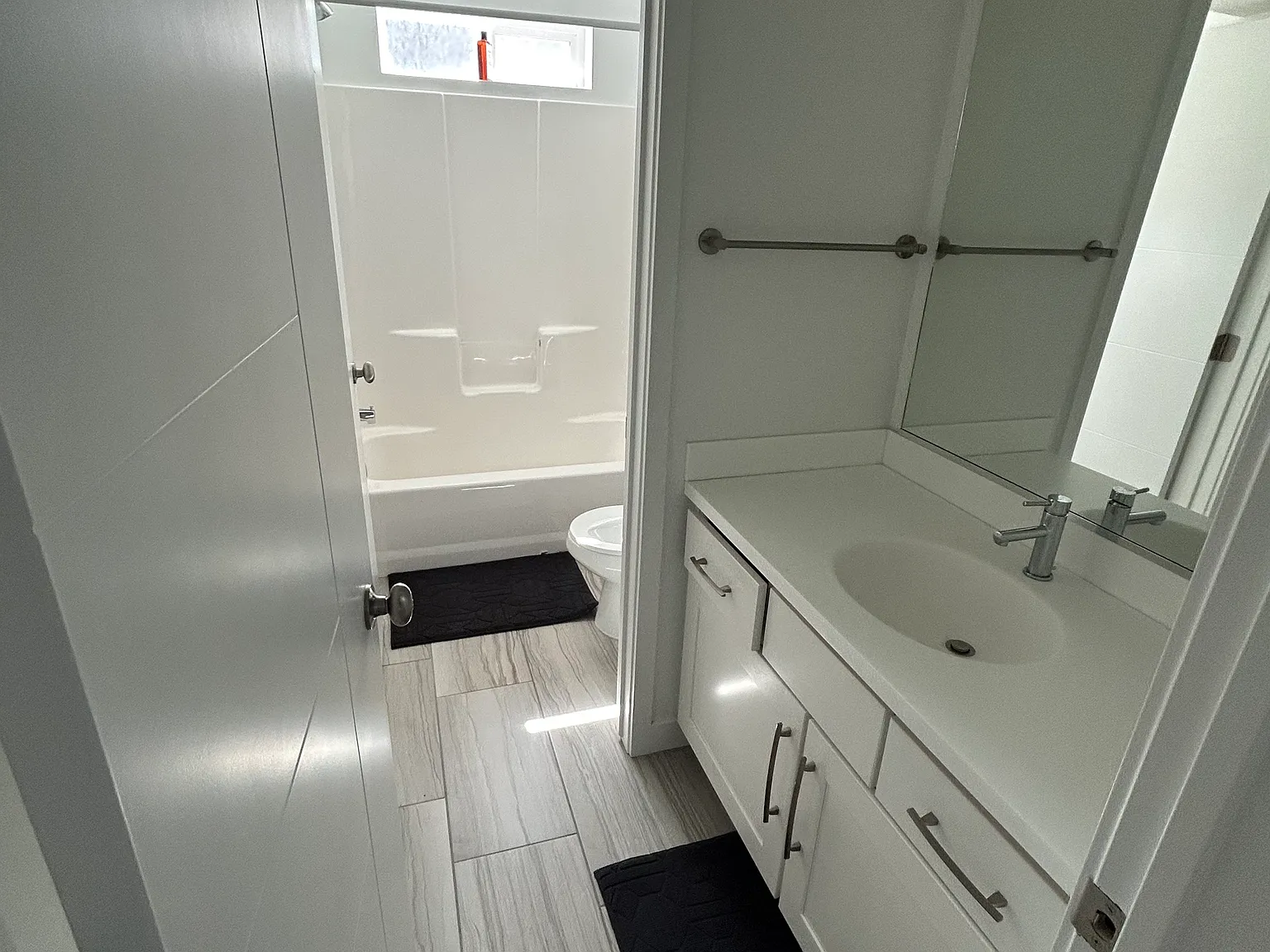 3 bed, 2.5 bath, 1663 sqft, $2,700 — Photo 4