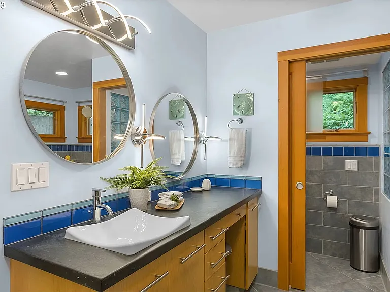 3030 NW Cornell Rd — Photo 23