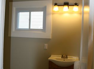 3890 Brighton Rd, Pittsburgh, PA 15212