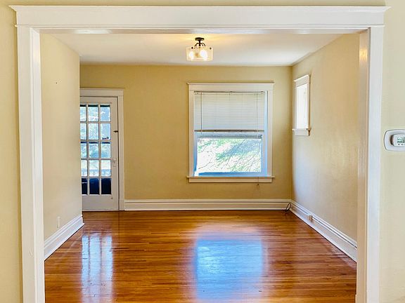 3rd image of 2129 Alfred Ave #A