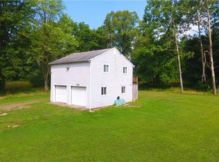 8693 Gotham Rd, Garrettsville, OH 44231