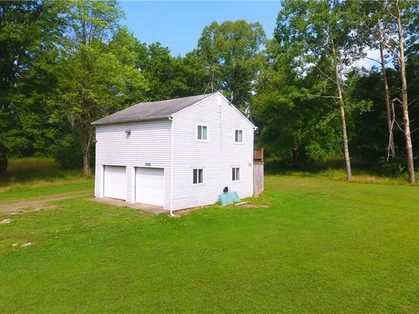 8693 Gotham Rd, Garrettsville, OH 44231