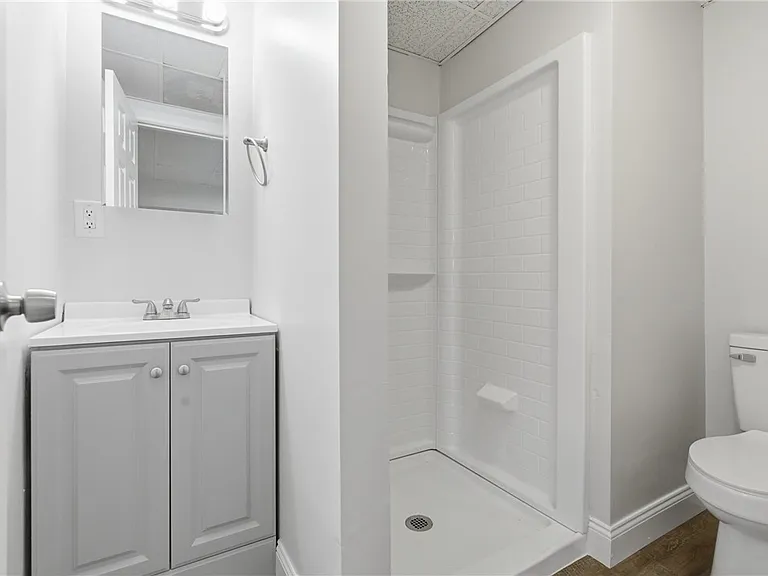 415 Carothers Ave #3 — Photo 9