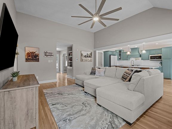 4th image of 2008 Red Mountain Rd