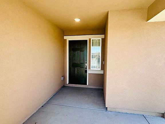 2nd image of 401 Venge Ct
