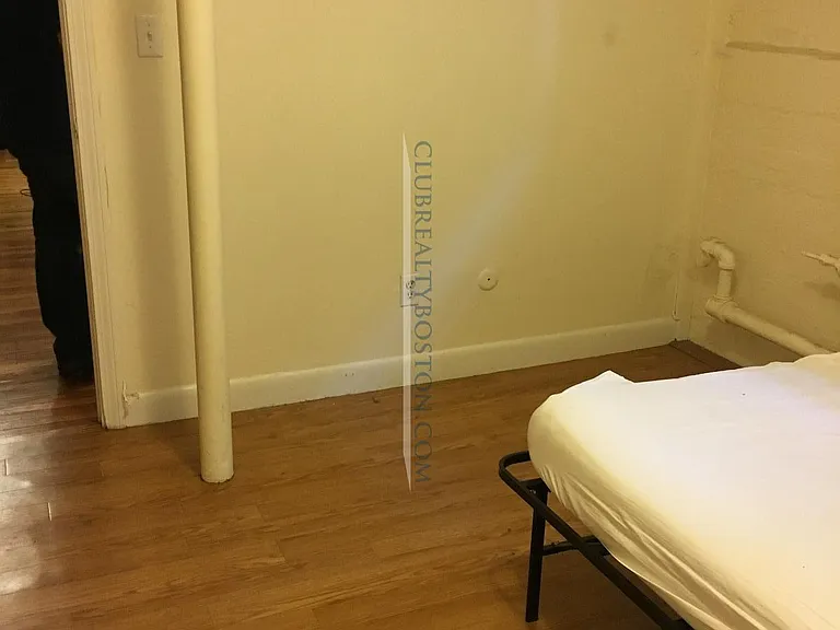 1315 Commonwealth Ave #B3 — Photo 4