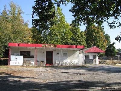2nd image of 190 Edmondson Ferry Rd