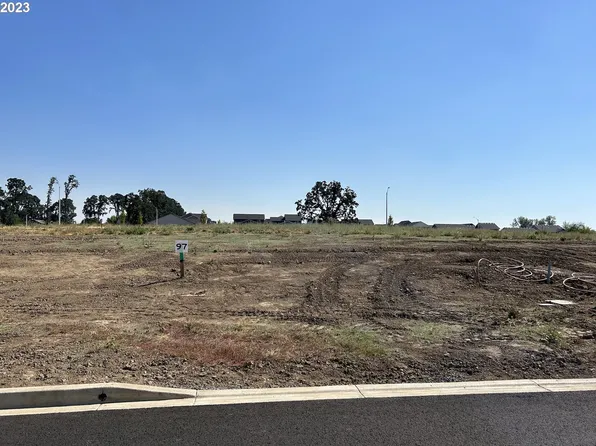 1532 NW Jason Ct #97, McMinnville, OR 97128