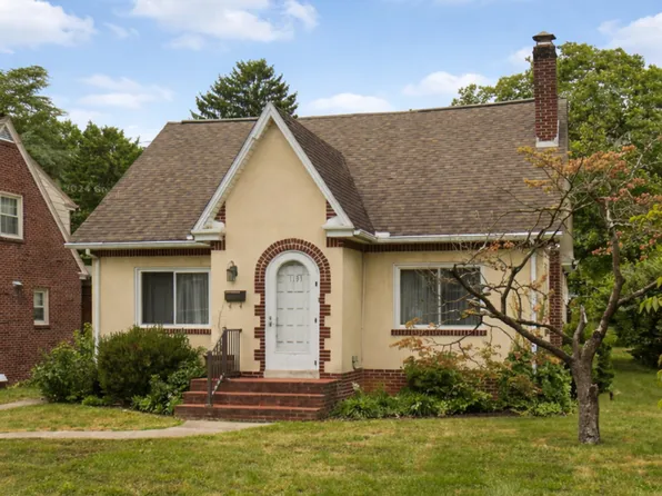 1135 Walnut St, Columbia, PA 17512