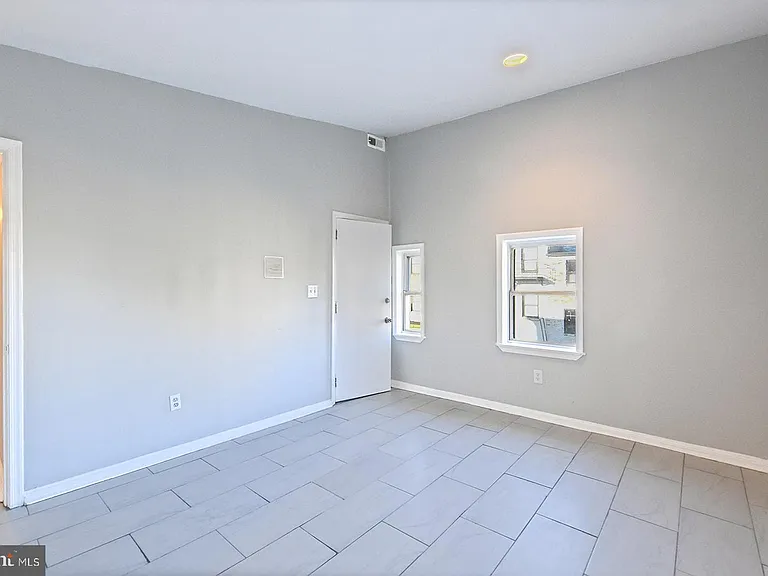 1436 W Baltimore St #2 — Photo 3