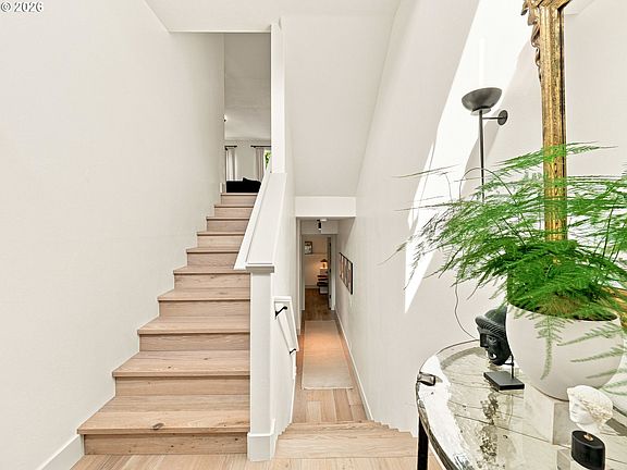 5th image of 13255 SW Kingston Pl