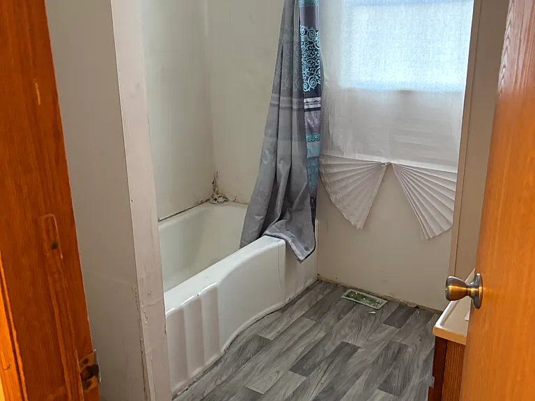 207 Waycross Ave #B — Photo 6
