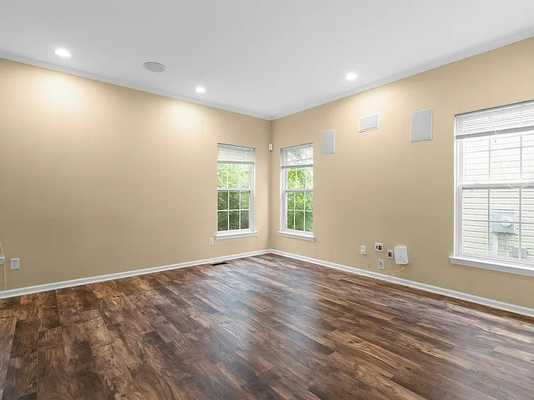 3510 King Edward Way — Photo 12