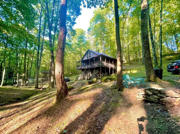 4 Swamp Run Rd, Buckhannon, WV 26201