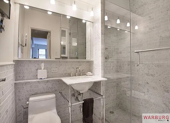 Sold by Warburg | media 2