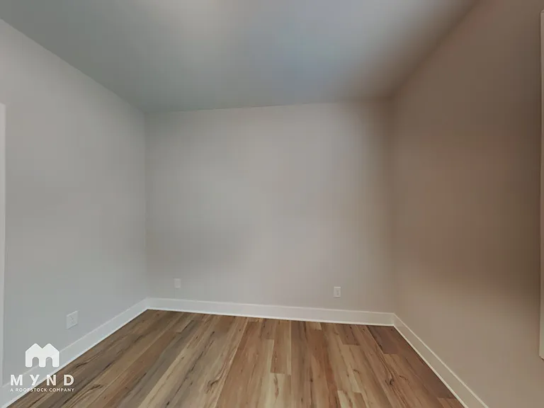 155 Color Cir — Photo 11