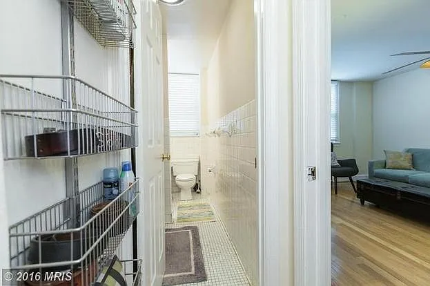 2032 Belmont Rd NW — Photo 9