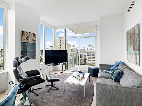 5th image of 60 Saghalie Rd #705