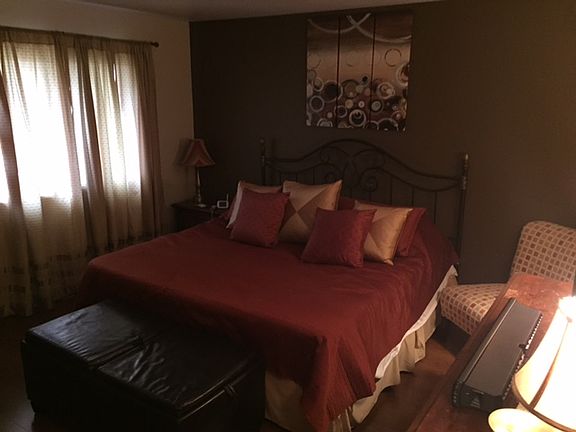4th image of 4643 S Woodland Dr #4643