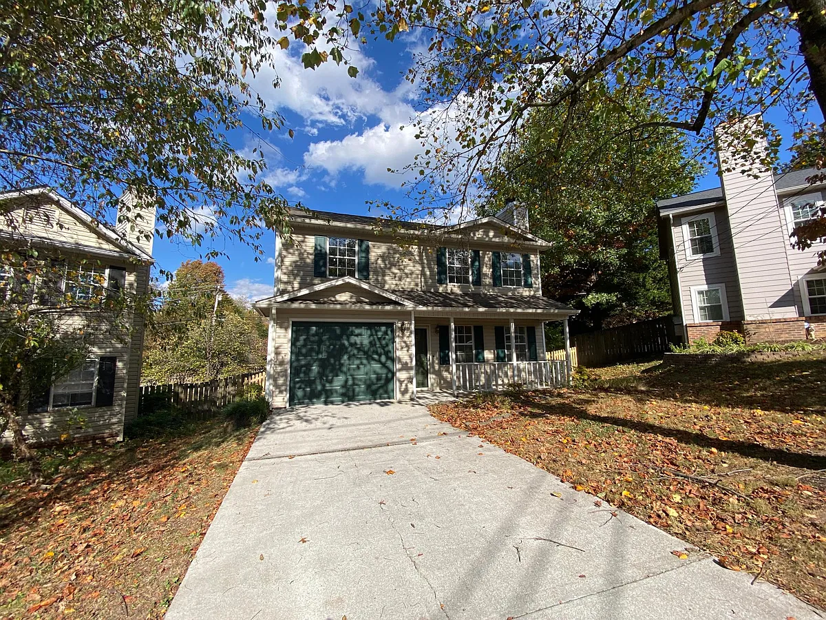Building Photo - 9200 Shady Mill Ln