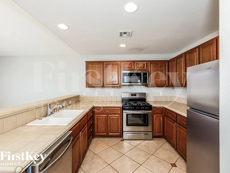 9271 Ansley Ct — Photo 9
