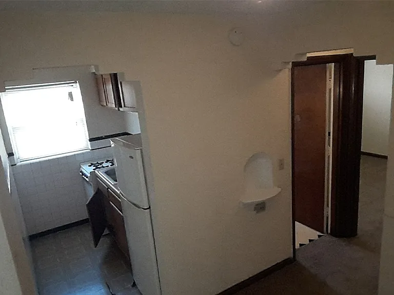 948 Ludlow Ave — Photo 7