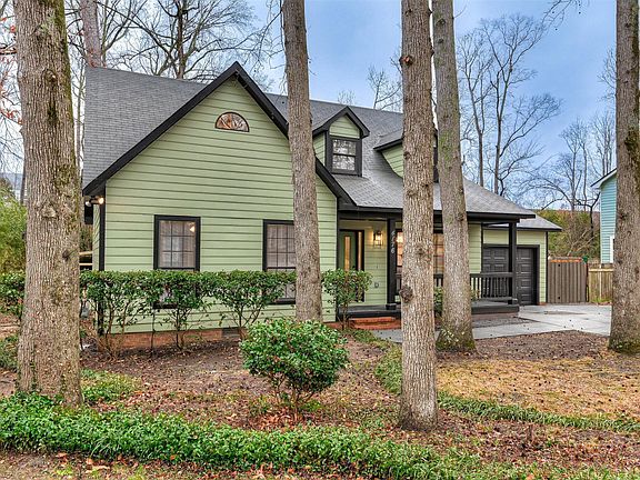 3rd image of 4176 Arlington Road