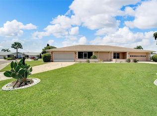 1010 Yellow Bird Pl, Sun City Center, FL 33573