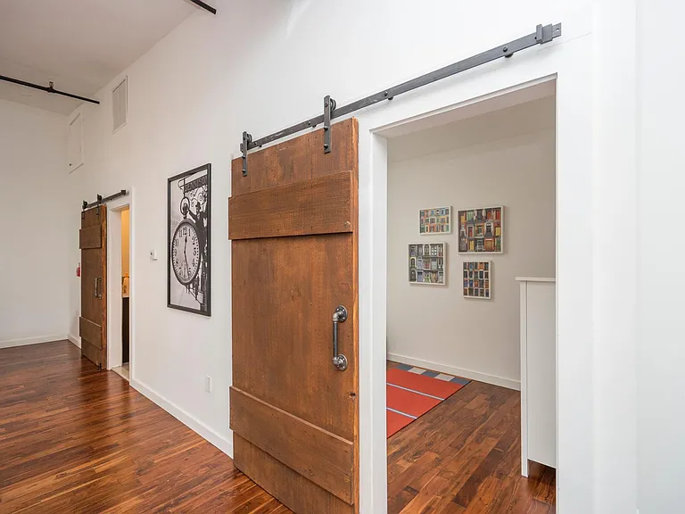 30 S 7th St #FURNISHED — Photo 29