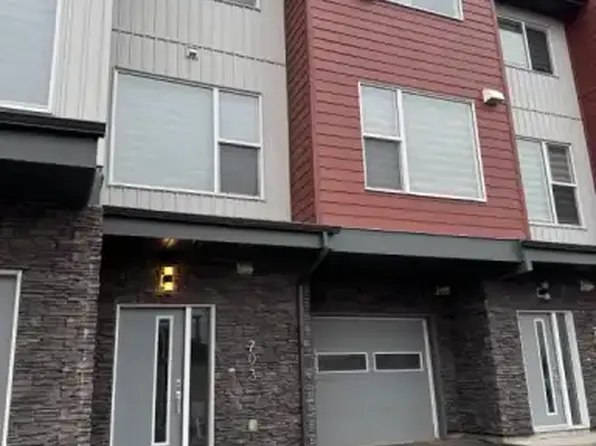 70 Saddlestone Dr NE #92, Calgary, AB T3J 0W4