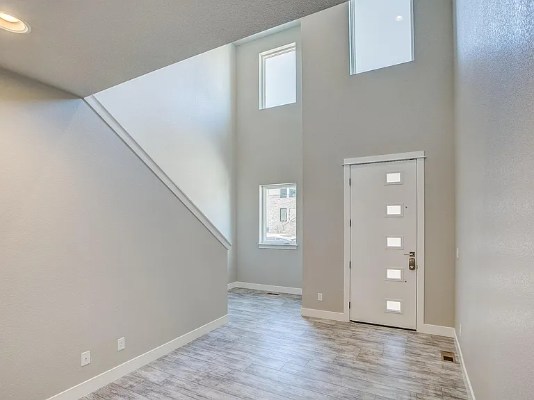 829 Cherokee Dr — Photo 14