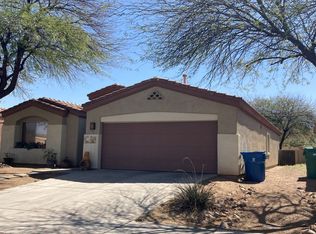 228 E Placita Nubes Blancas, Sahuarita, AZ 85629