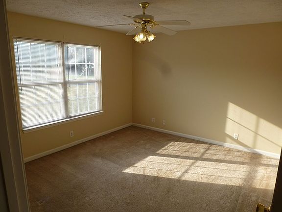 3rd image of 2517 Gold Valley Dr