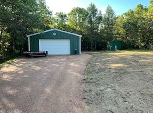 961 W Trout Valley Rd, Hancock, WI 54943