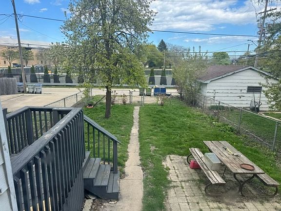 3rd image of 2146 S Aldrich St