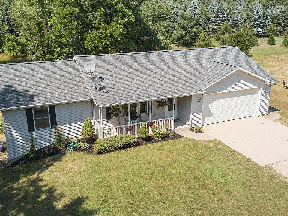 1st image of 3705 Mapledge Ct NE