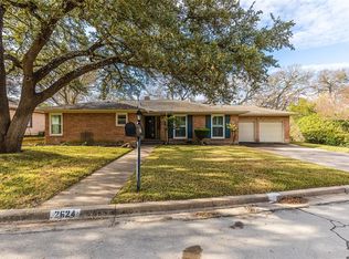 2624 Lake Oaks Rd, Waco, TX 76710