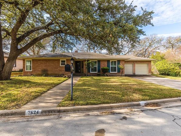 2624 Lake Oaks Rd