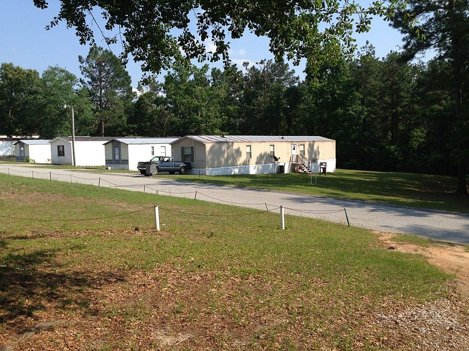 2nd image of 5900 Giesela Dr