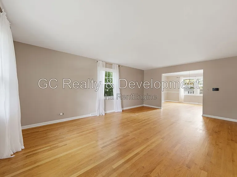 212 Tupelo Ave — Photo 3