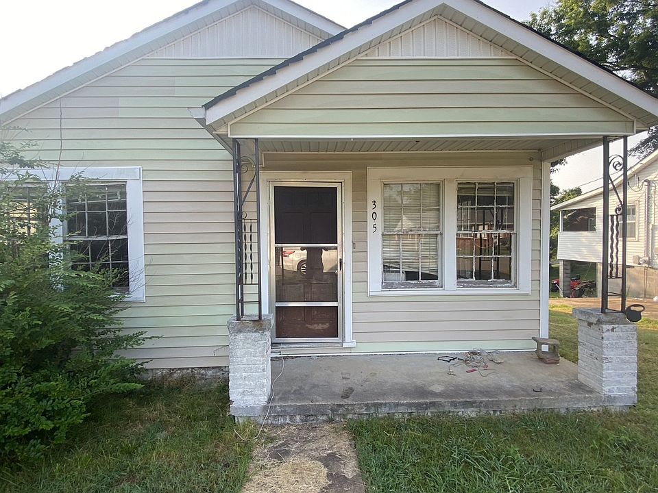 1st image of 305 Walker St