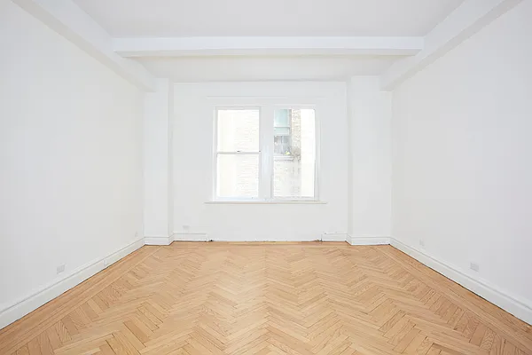 Sold by Compass | media 4