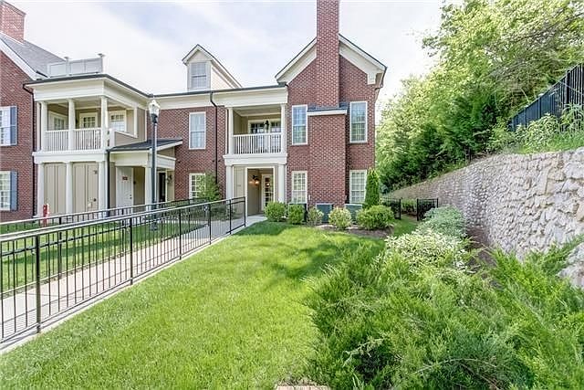 For Sale: 712 Grant Park Ct, Franklin, TN 37067