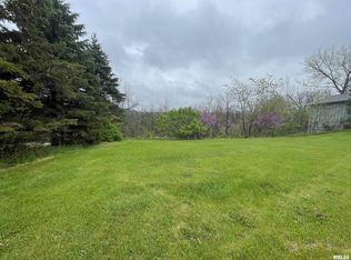 5915 W Ridgecrest Dr, Peoria, IL 61615