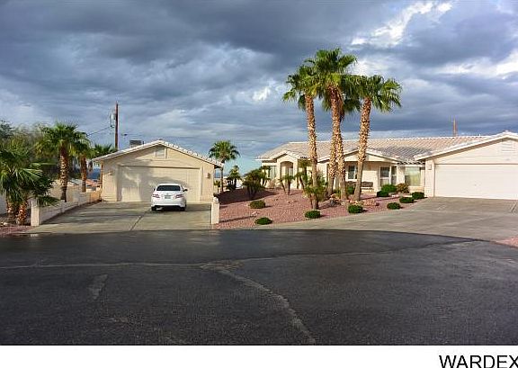 3rd image of 3061 Chemehuevi Pl