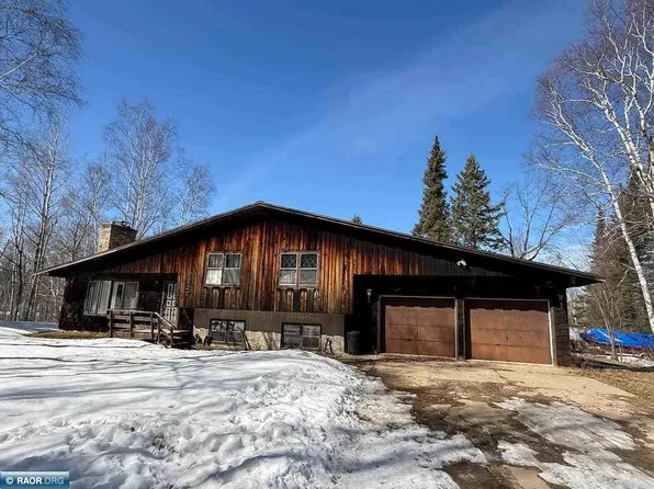 327 Viking Dr, Hoyt Lakes, MN 55750
