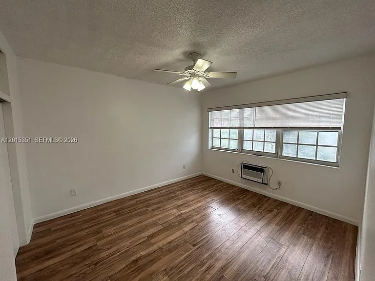 7920 East Dr #14 — Photo 10